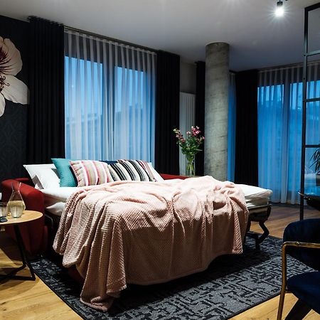 Aparthotel Inspire Miodova Residence Krakau Zimmer foto