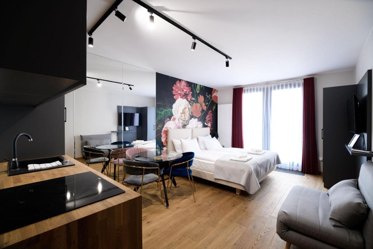 Aparthotel Inspire Miodova Residence Krakau Exterior foto