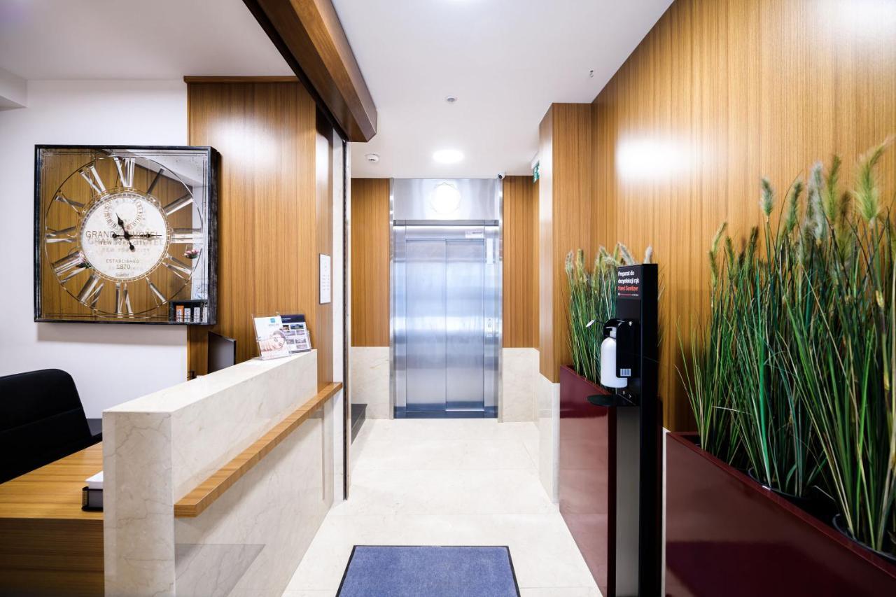 Aparthotel Inspire Miodova Residence Krakau Exterior foto